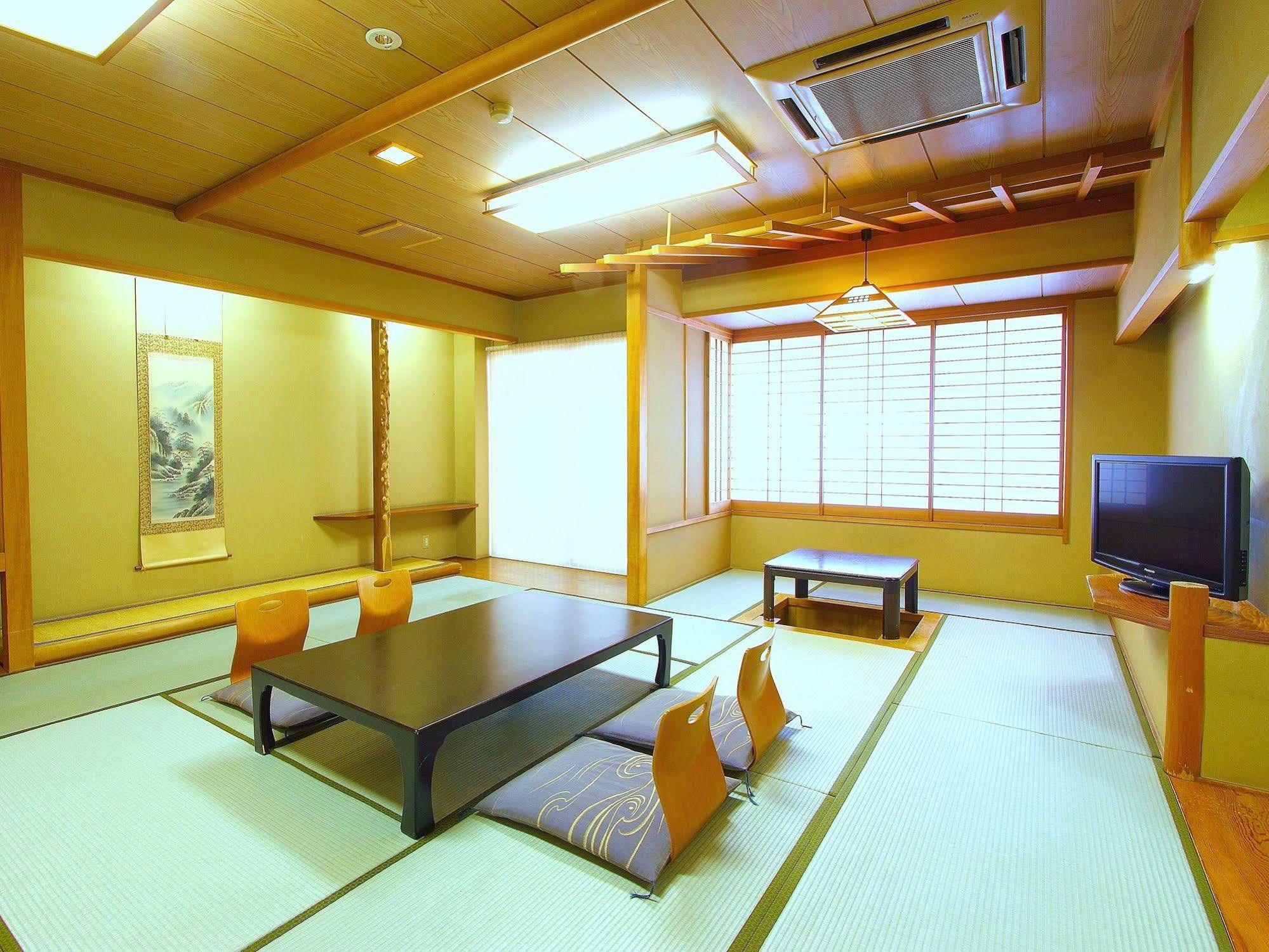 Isawa View Hotel Fuefuki Екстериор снимка